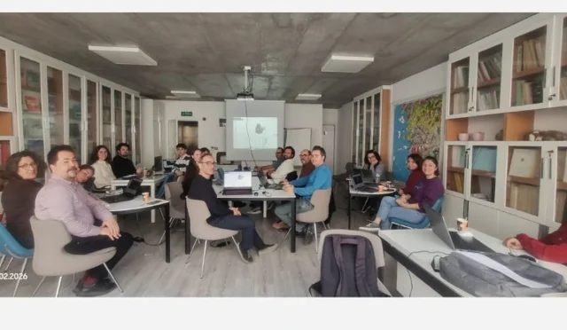 izmir_TMMOB_jeoloji_seminer