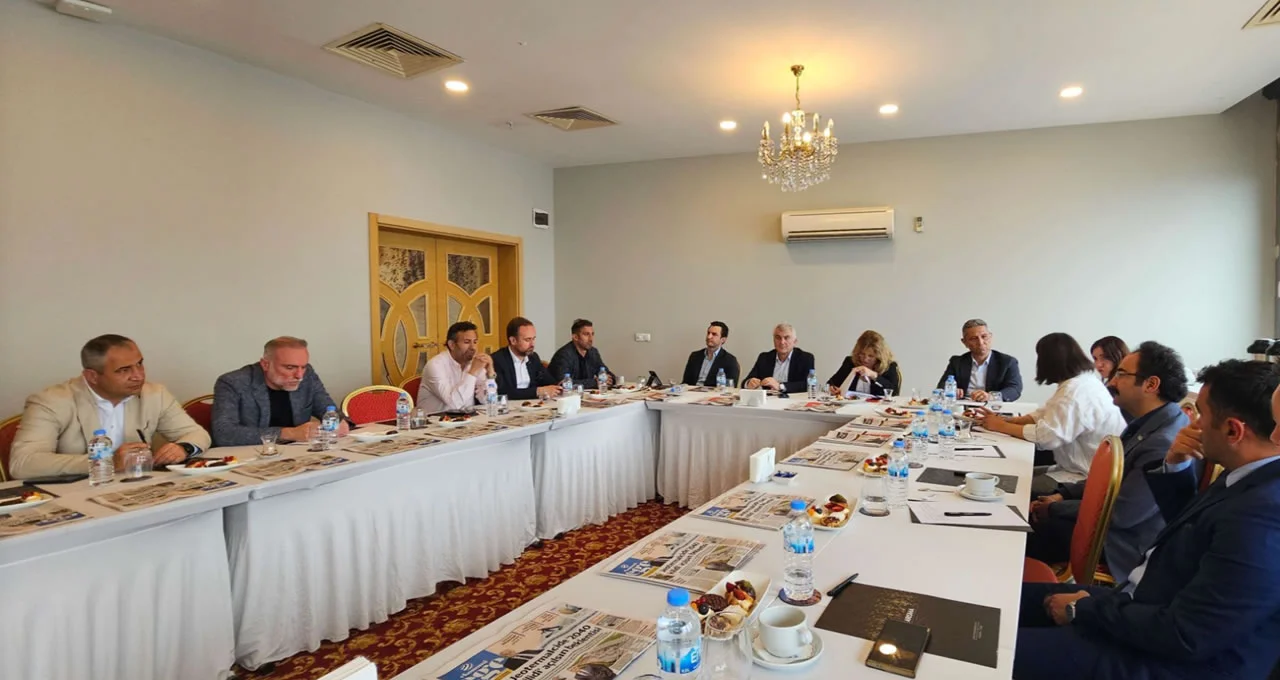 Jeotermal Enerji Sektörü Kuşadası’nda Bir Araya Geldi